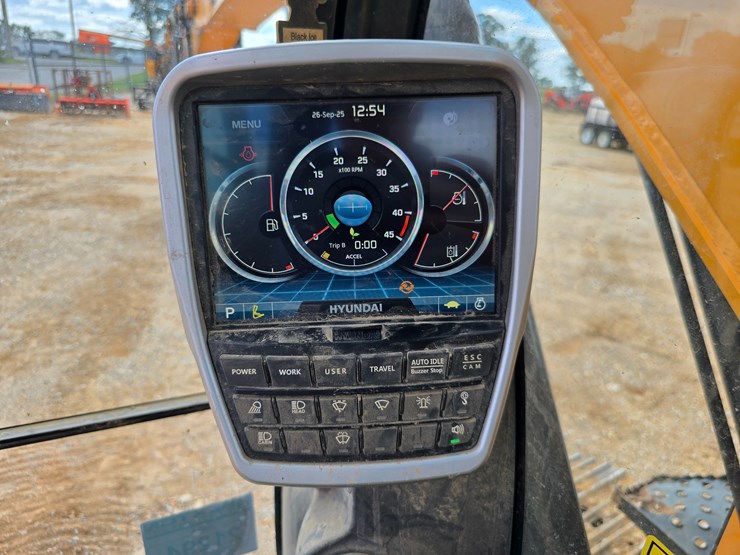 2019-hyundai-hx130-lcr-image-88