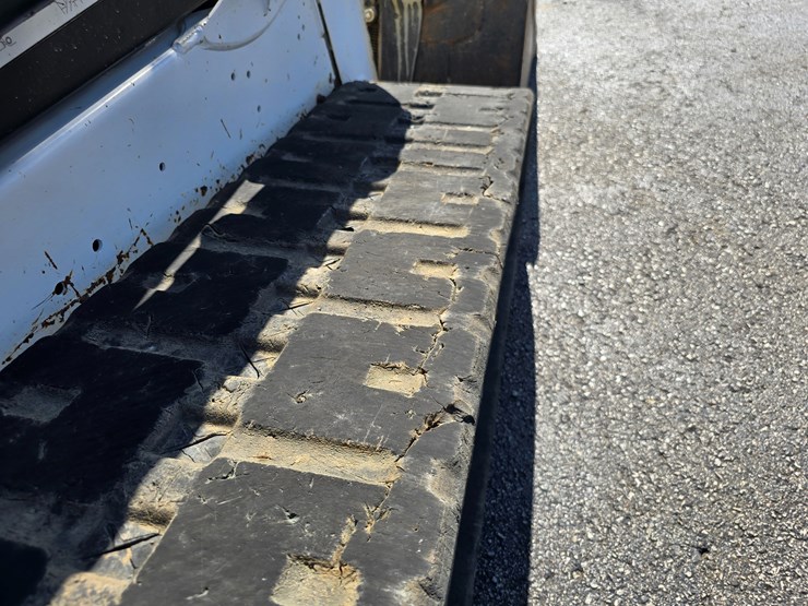 2017-bobcat-t550-image-26