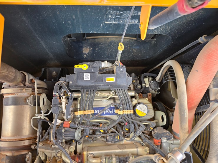 2019-hyundai-hx130-lcr-image-76