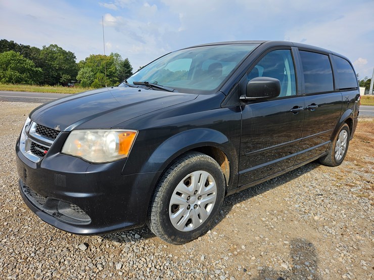 2014-dodge-grand-caravan-image-3