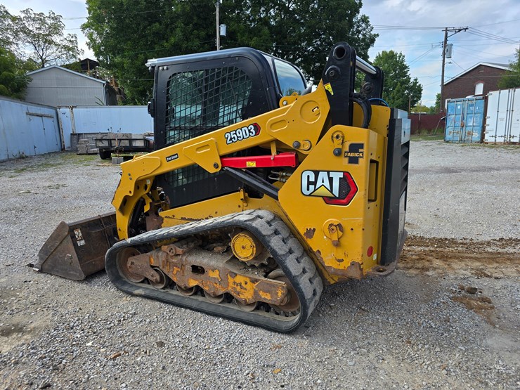 2020-caterpillar-259d3-image-10