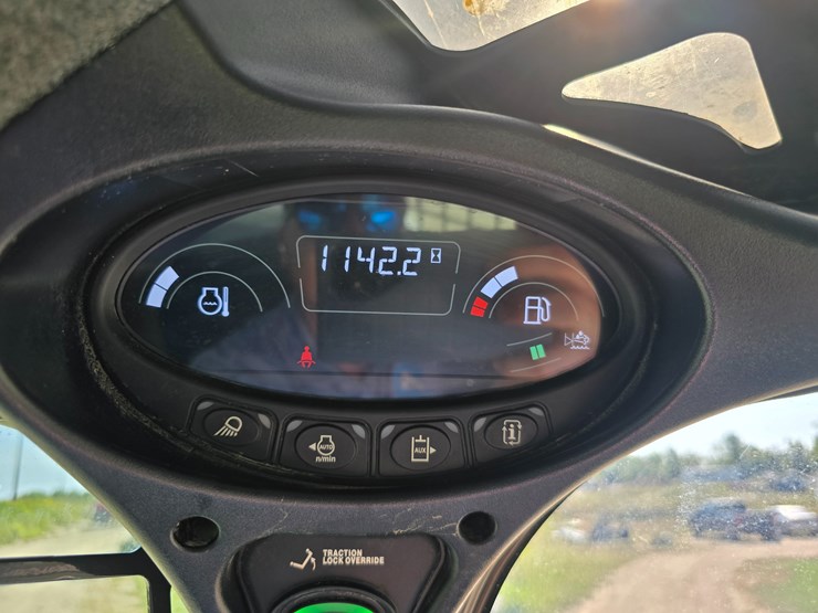 2024-bobcat-t770-image-67