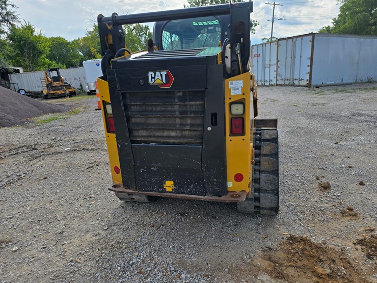 2020-caterpillar-259d3-image-18