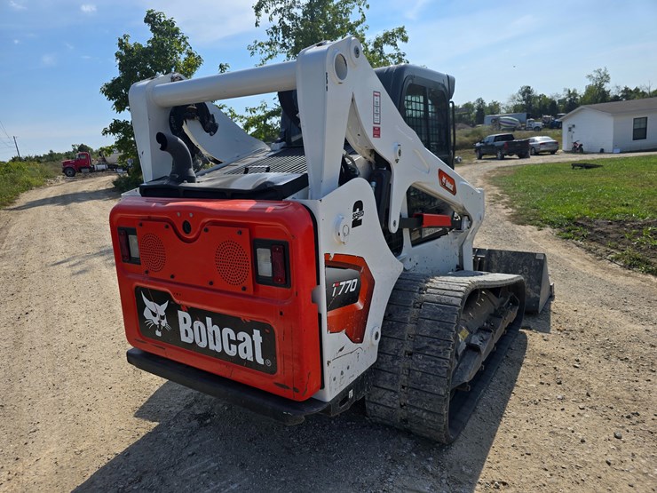 2024-bobcat-t770-image-20