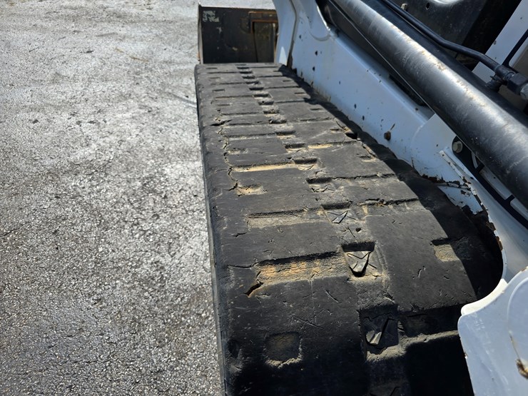 2017-bobcat-t550-image-28