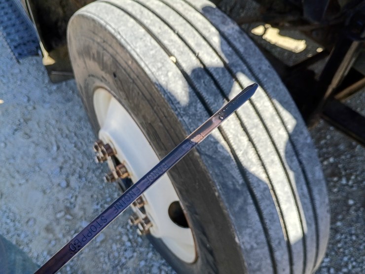 2005-international-8600-image-34