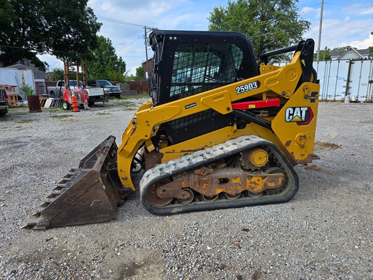 2020-caterpillar-259d3-image-7