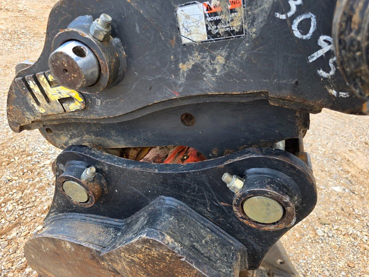 2019-hyundai-hx130-lcr-image-37