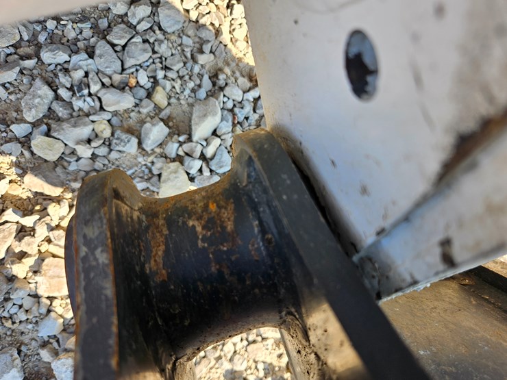 2022-bobcat-t770-image-61