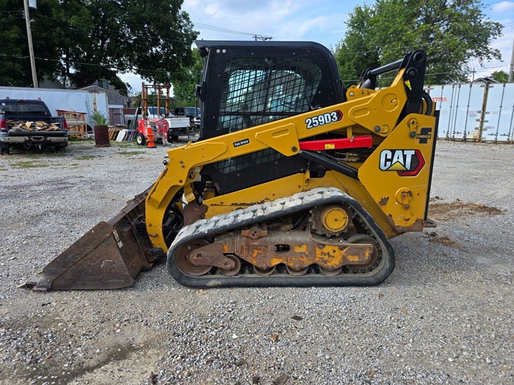 2020-caterpillar-259d3-image-6