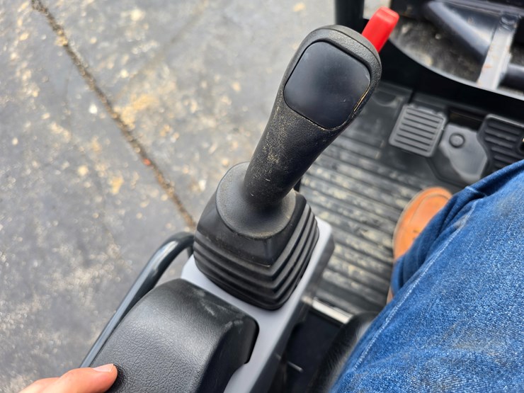 2023-kubota-kx030-4-image-64