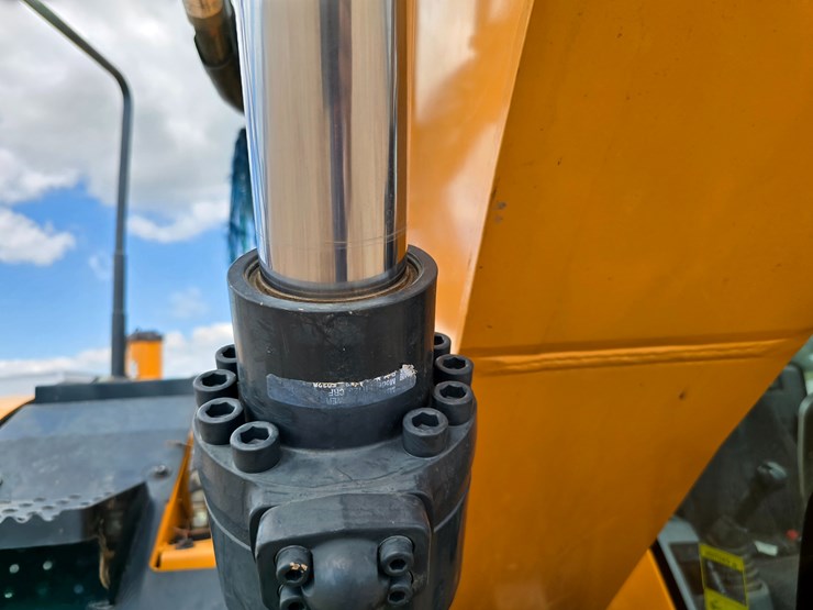 2019-hyundai-hx130-lcr-image-54