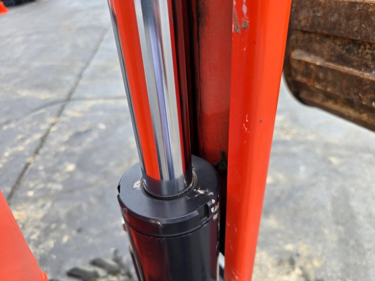 2023-kubota-kx030-4-image-33