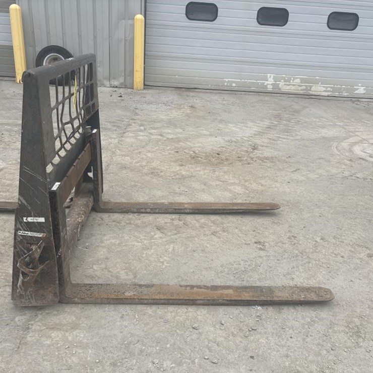 #5059 • Approx 48" Bobcat Skid Steer Forks