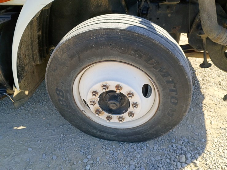 2005-international-8600-image-75