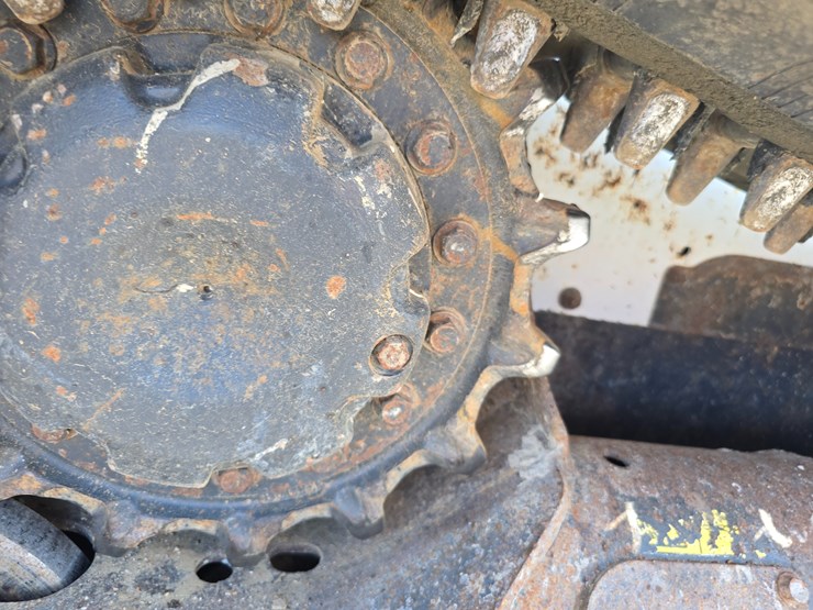 2017-bobcat-t550-image-27