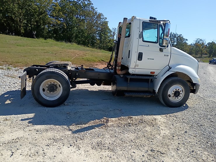 2005-international-8600-image-12