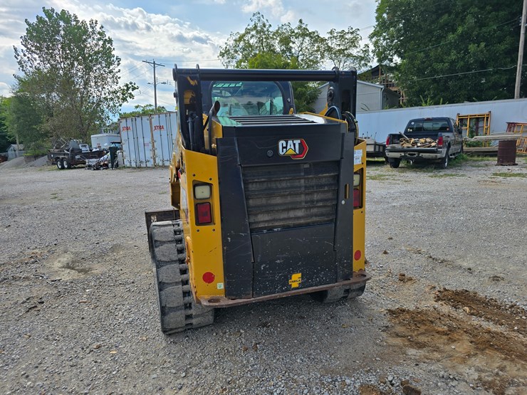 2020-caterpillar-259d3-image-15