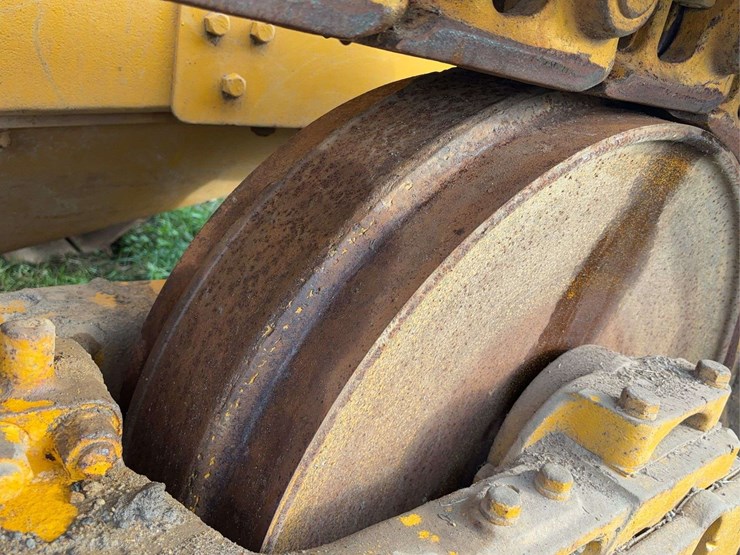 1956-caterpillar-d8-image-40