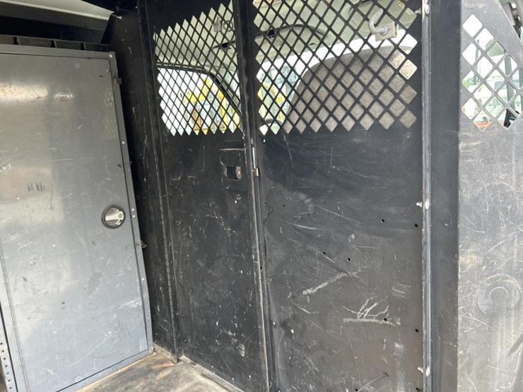 2006-ford-e350-image-26