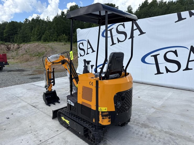 #6455-•-unused-future-ft15j-mini-excavator-image-3