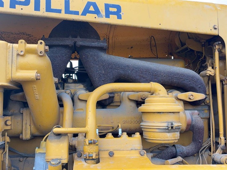 1956-caterpillar-d8-image-18
