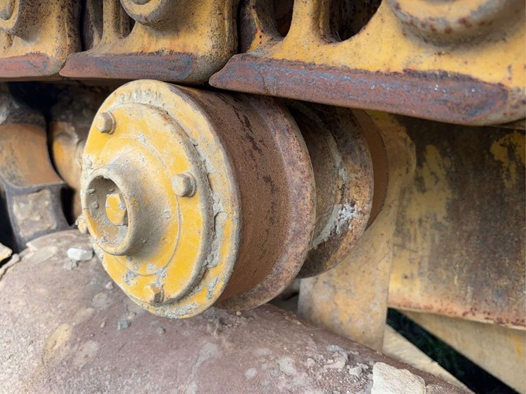 1956-caterpillar-d8-image-42