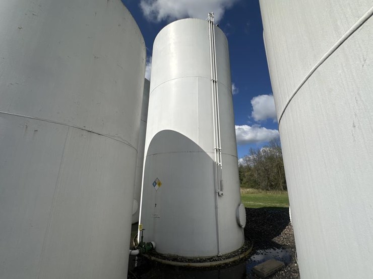 #3116-•-approx-22'x11'-fuel-tank-image-3