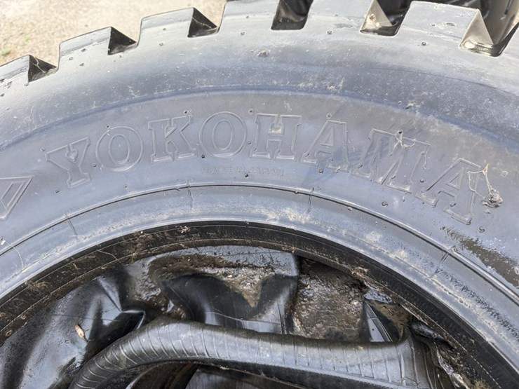 #2144-•-(4)-14.0-25-grader-tires-image-6