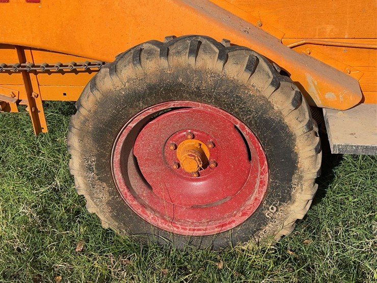 minneapolis-moline-ls300-image-32