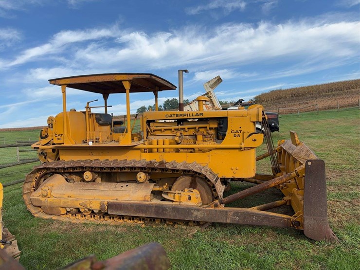 1956-caterpillar-d8-image-7