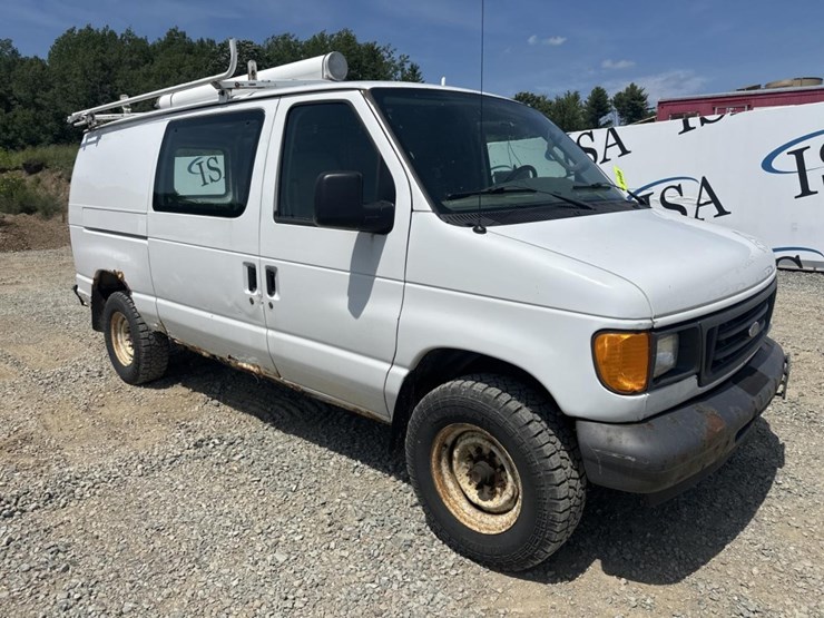 2006-ford-e350-image-7