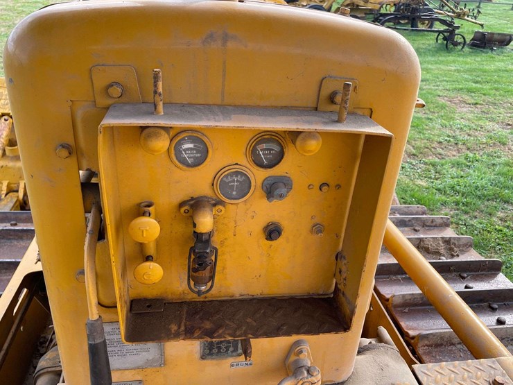 1956-caterpillar-d8-image-57