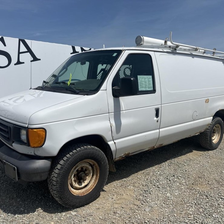 2006 FORD E350