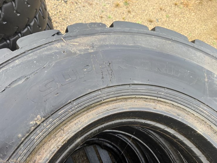 #2145-•-(4)-super-grip-grader-tires-image-13