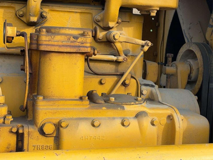 1956-caterpillar-d8-image-25
