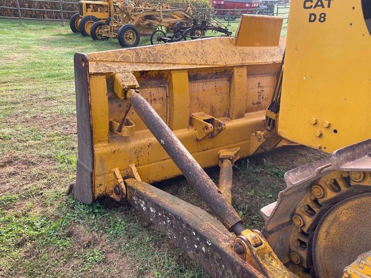 1956-caterpillar-d8-image-75