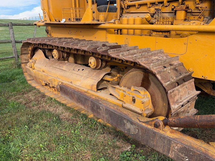 1956-caterpillar-d8-image-37