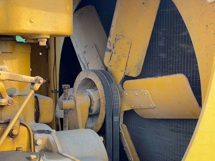 1956-caterpillar-d8-image-23