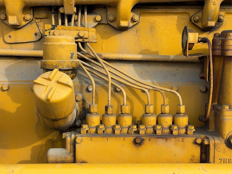 1956-caterpillar-d8-image-26