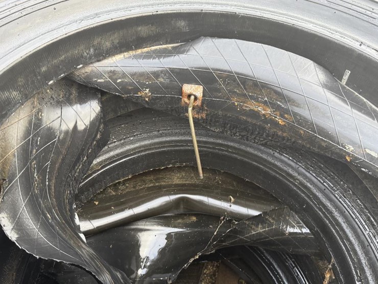 #2135-•-(4)-super-grip-grader-tires-image-10