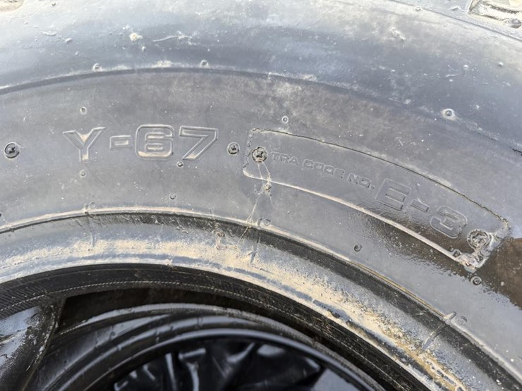 #2144-•-(4)-14.0-25-grader-tires-image-7