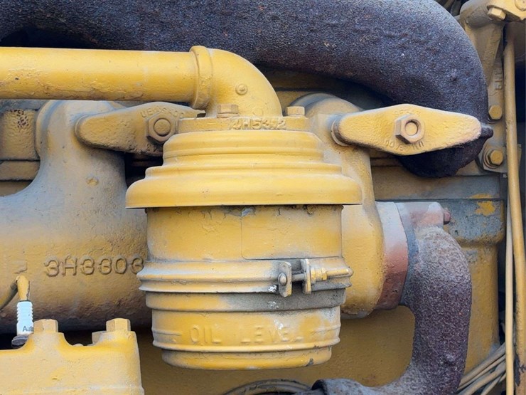 1956-caterpillar-d8-image-19