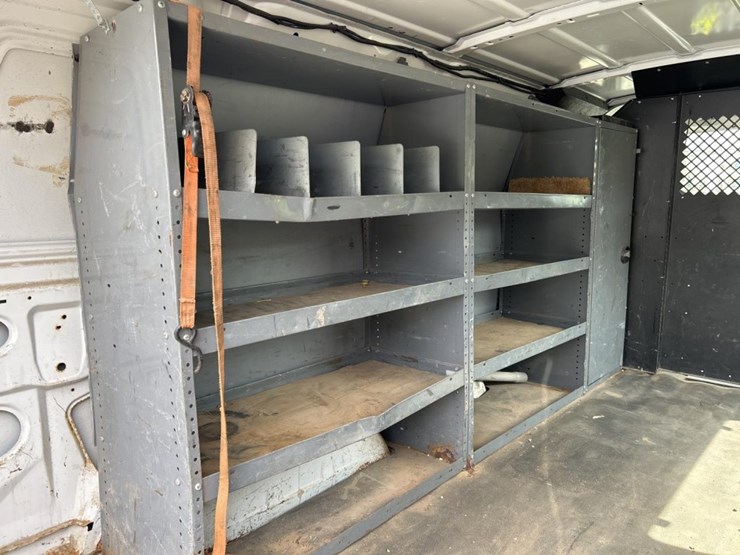 2006-ford-e350-image-22