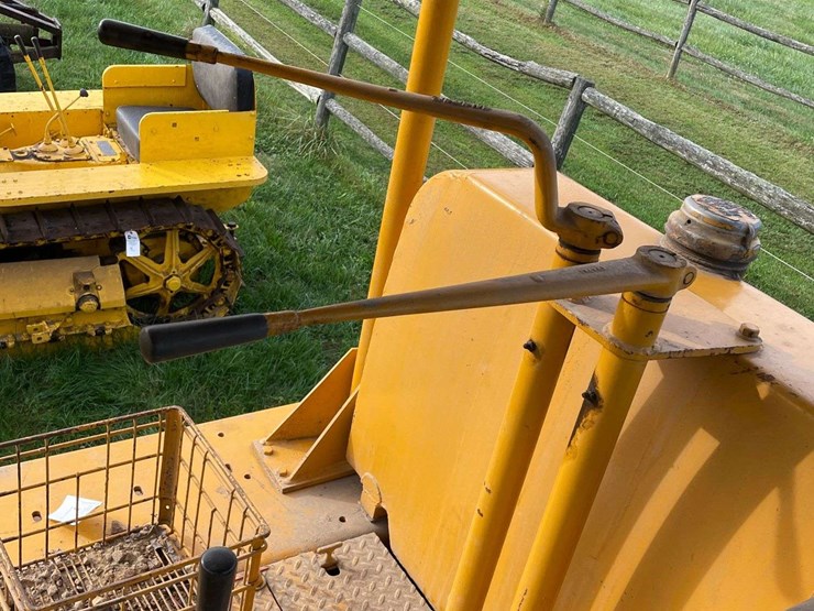 1956-caterpillar-d8-image-60