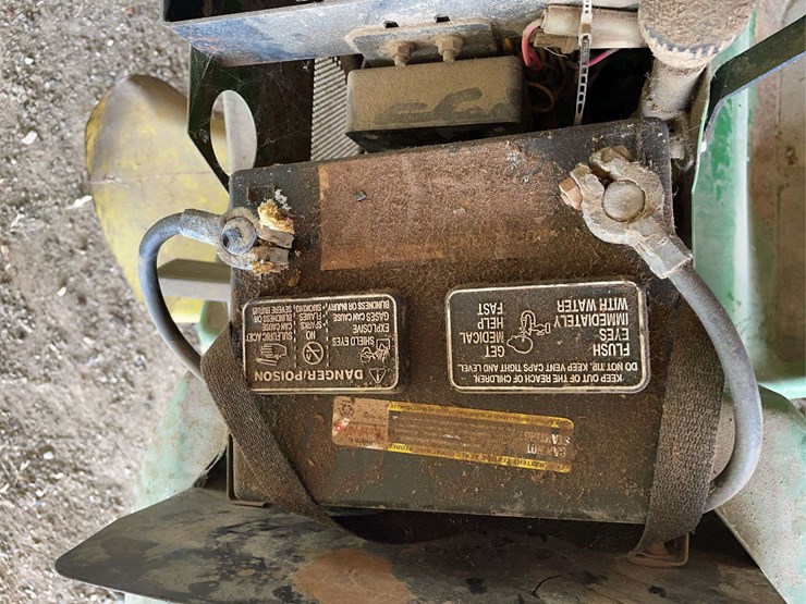 john-deere-316-image-47