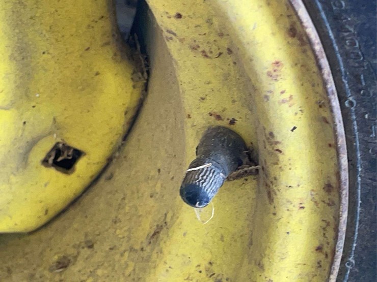 john-deere-316-image-24