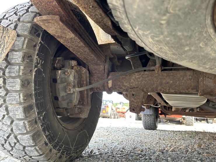 2006-ford-e350-image-19