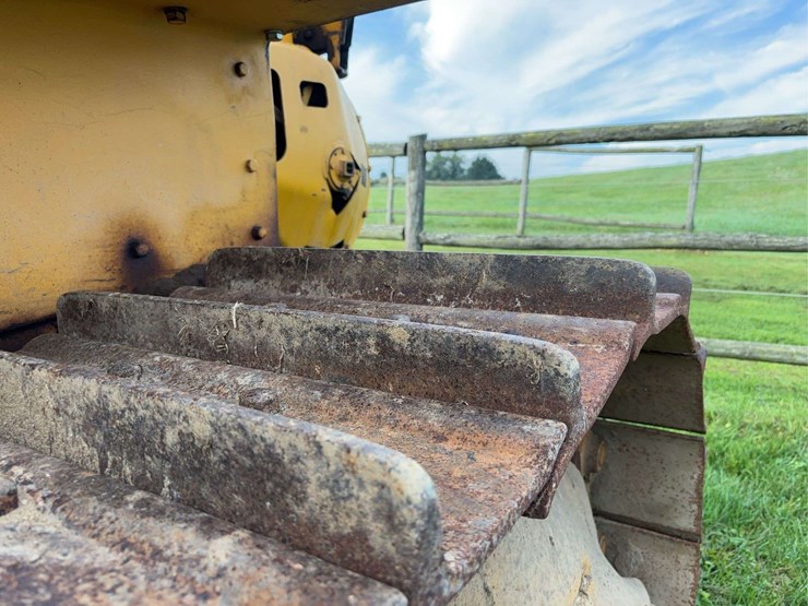 1956-caterpillar-d8-image-35