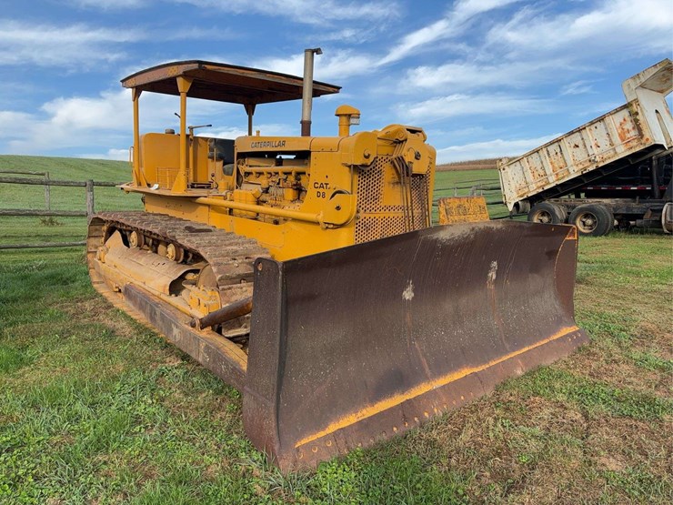 1956-caterpillar-d8-image-8
